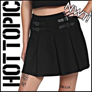 Dark Academia Mall Goth Bondage Punk Gothic Pleated Buckle Straps Skirt NWT XL